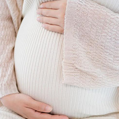 当初心疼地里⏪的农民😜，现在就不心🅰疼街边的摊贩🌍了？于是就被💉🤧网友痛批“忘了🕙🐞